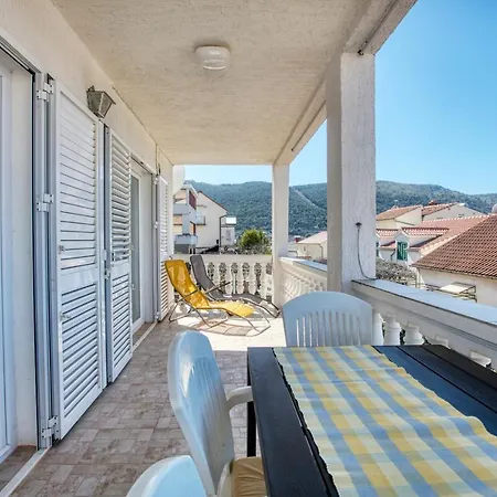 Apartments By The Sea Grebastica, Sibenik - 11463 Apartment